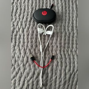 Beats by Dr. Dre - White Powerbeats Wireless Earphones